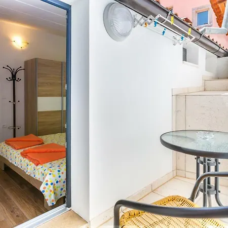 Apartman Biba Centar アパート メドゥリン