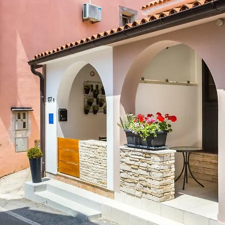 Apartman Biba Centar アパート